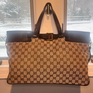 Gucci Authentic East-West Brown Cream Canvas Leather Large Signature Tote